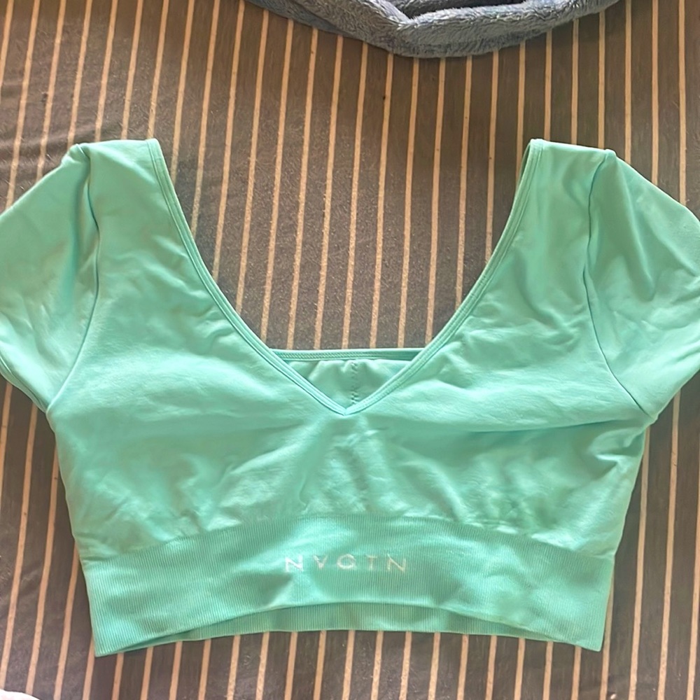 Light blue NVGTN crop bra top large